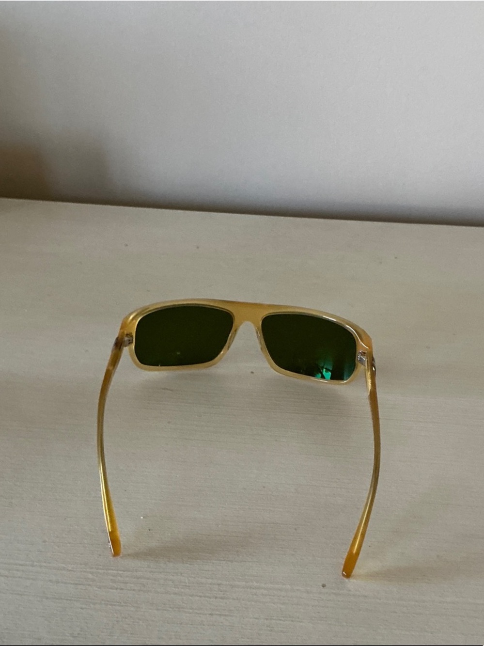 Authentic, David Yurman DY 626, Honey Frame Sunglasses with Green Lenses - Picture 6 of 13